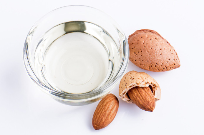 sweet-almond-oil-manufacturers-and-suppliers-in-india-big-0