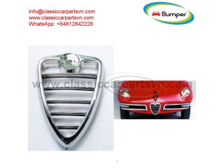 Alfa Romeo Duetto Spider center grille