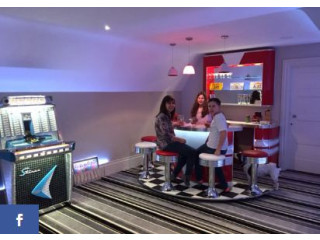 Bars and Booths provides retro-styled Custom home bars for sale