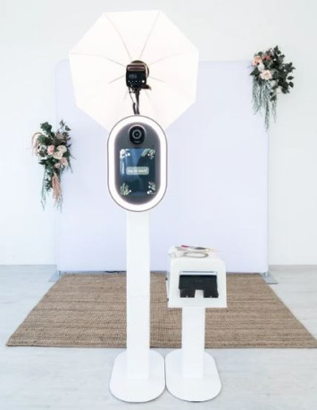 affordable-photo-booth-rental-houston-big-0